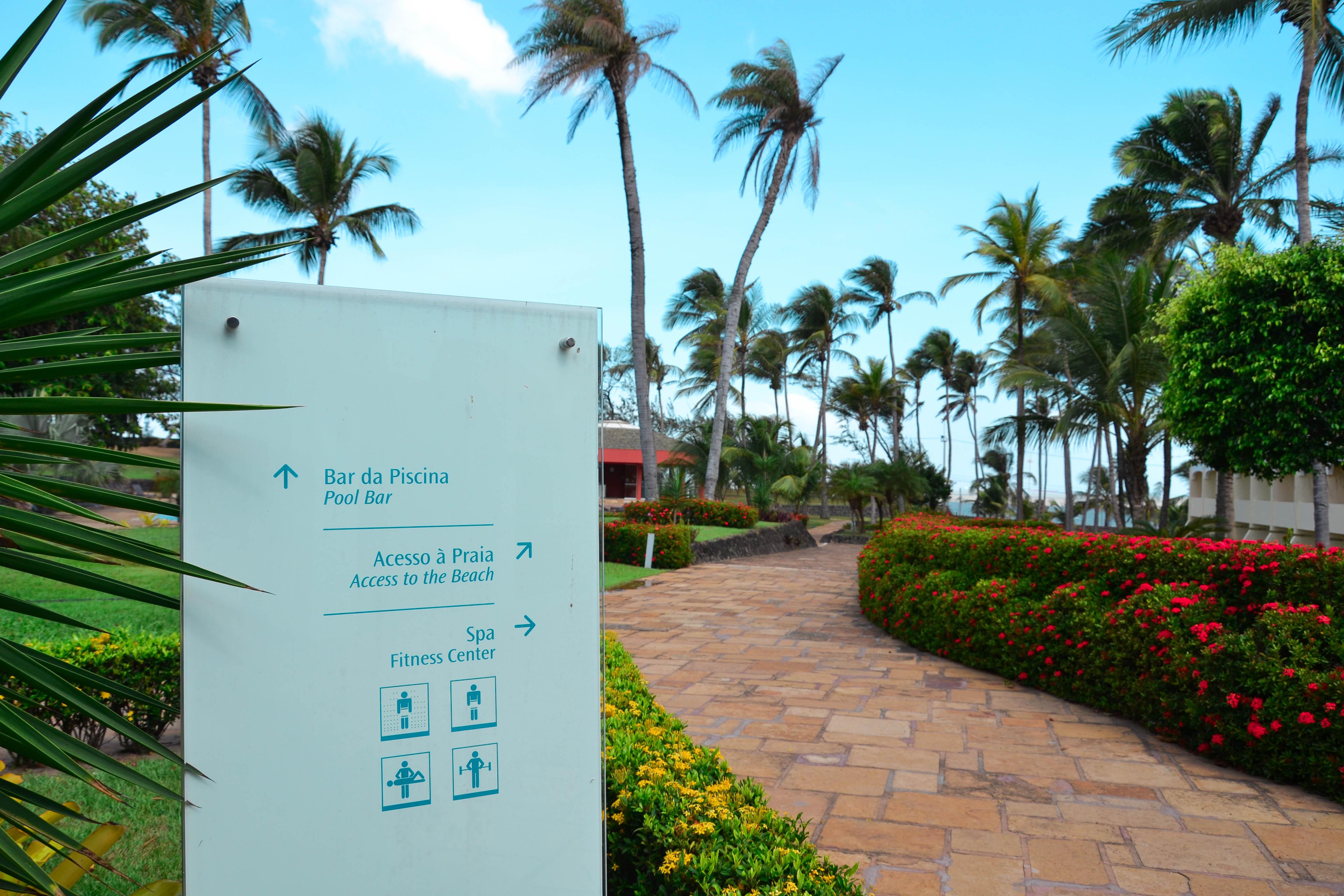 Hotel Blue Tree Towers Sao Luis Esterno foto A directional sign at a resort
