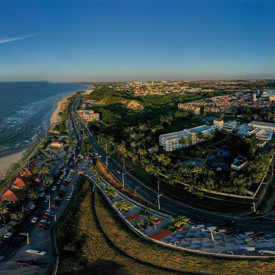 Hotel Blue Tree Towers Sao Luis Esterno foto Aerial view of the Pacific Coast Highway in Malibu